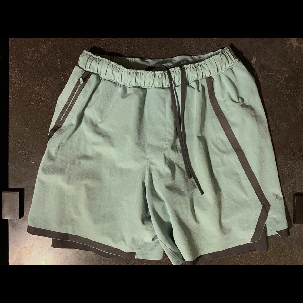 Lululemon surge shorts. 6” with liner.